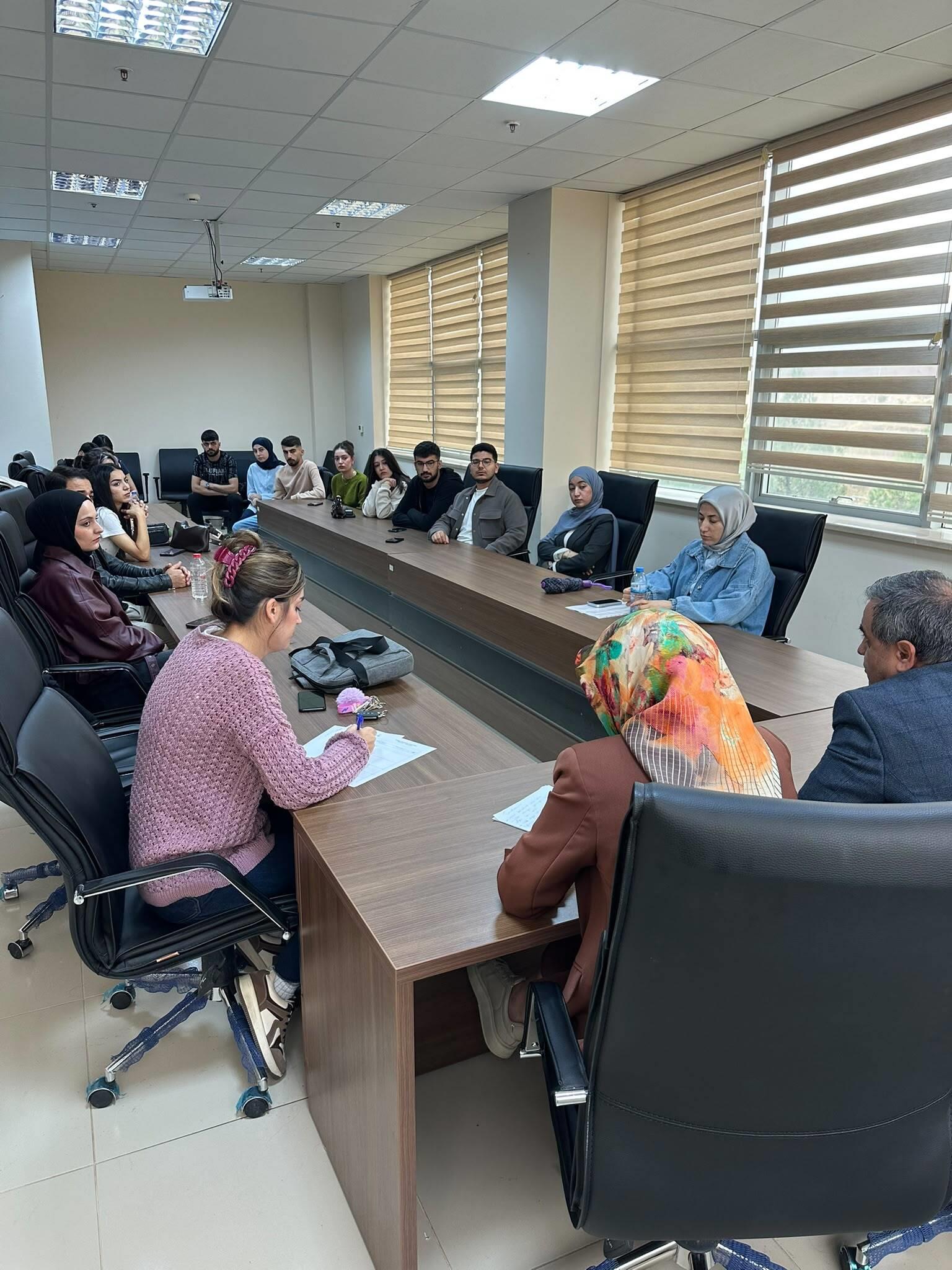 Yönetim öğrenci buluşması toplantısı